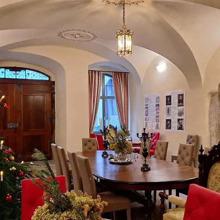 Apartment Stadtpalais Familien-suite 4 Mit Galerie Maximal 6 Personen Bautzen