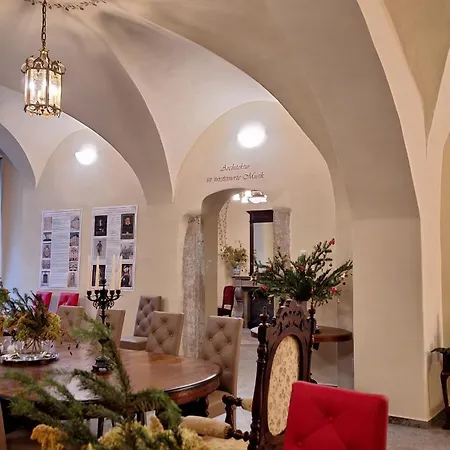 Stadtpalais Familien-suite 4 Mit Galerie Maximal 6 Personen Apartment