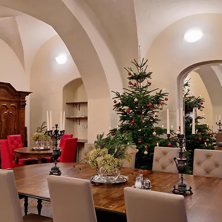 Apartment Stadtpalais Familien-suite 4 Mit Galerie Maximal 6 Personen *