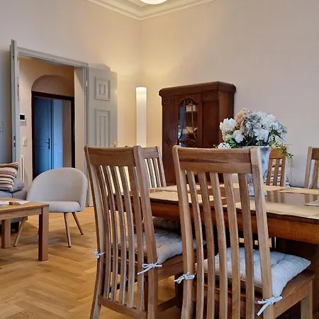 公寓 Stadtpalais Familien-suite 4 Mit Galerie Maximal 6 Personen *