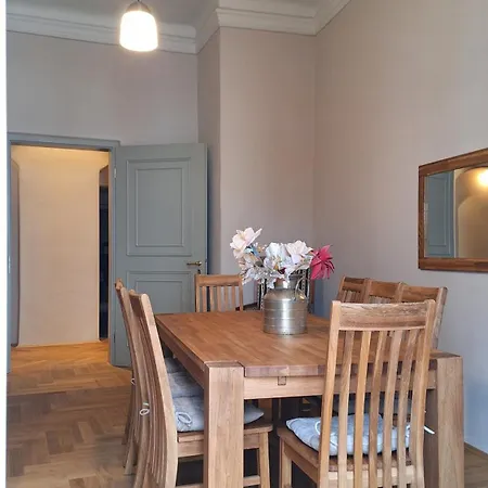 Stadtpalais Familien-suite 4 Mit Galerie Maximal 6 Personen