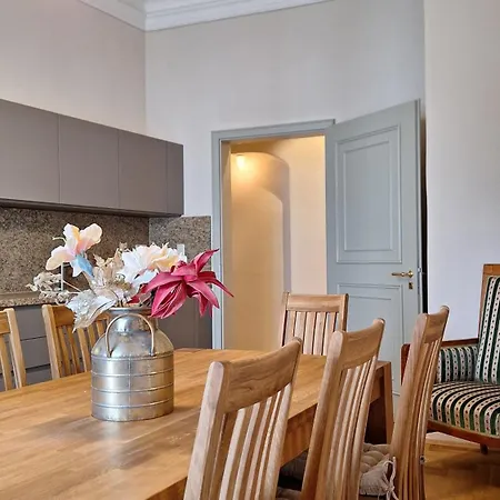 Apartmán Stadtpalais Familien-suite 4 Mit Galerie Maximal 6 Personen