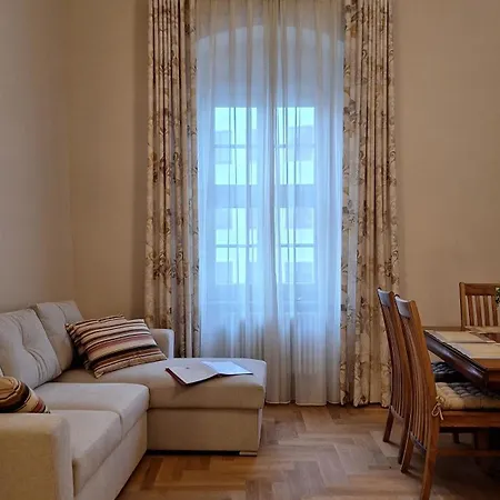 Stadtpalais Familien-suite 4 Mit Galerie Maximal 6 Personen *