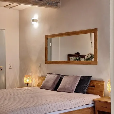 Apartment Stadtpalais Familien-suite 4 Mit Galerie Maximal 6 Personen