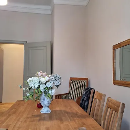 Stadtpalais Familien-suite 4 Mit Galerie Maximal 6 Personen Apartment Bautzen